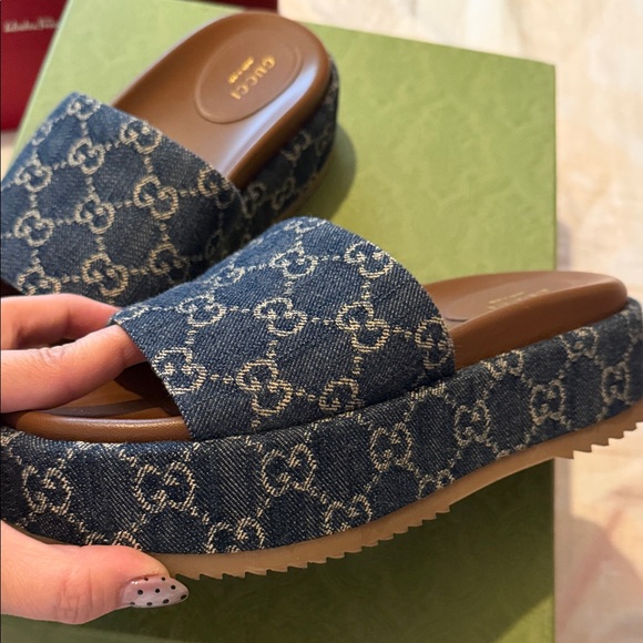 Gucci Denim Monogram Platform Slides - Picture 3 of 4